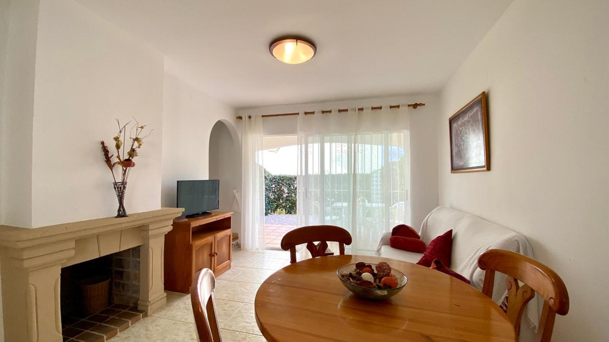 Esmeralda Vyb Denia