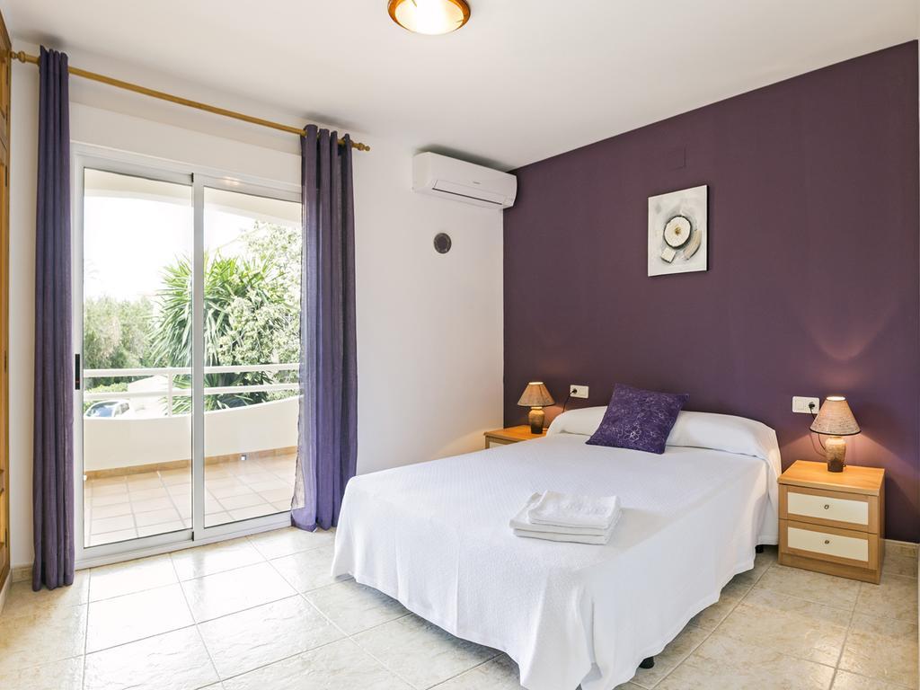 Esmeralda Vyb * Denia
